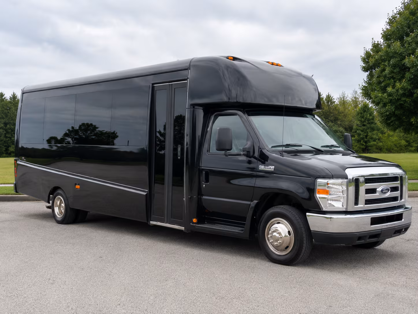 cambridge airport transfer charter buses for cambridge groups