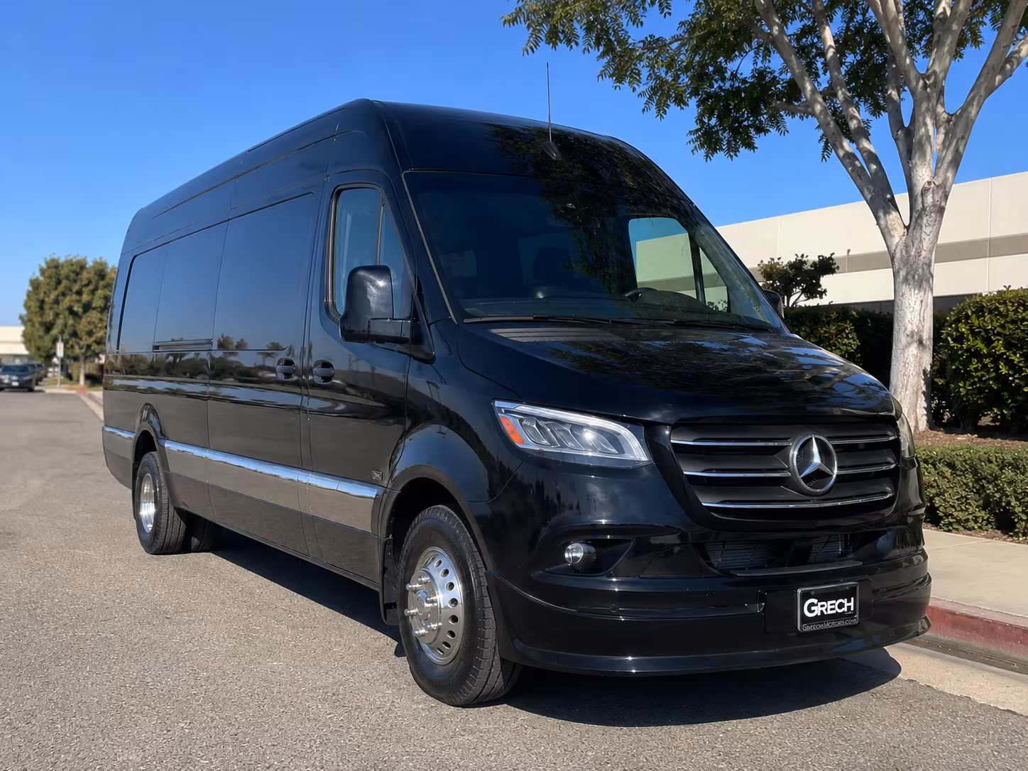 hartford find the right ride with prom bus rentals in hartford