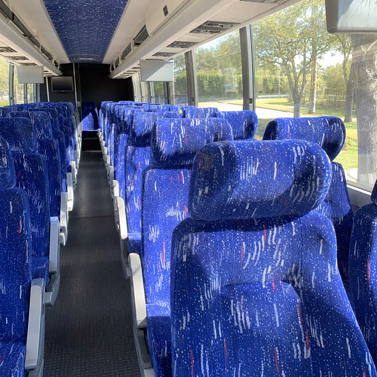lowell easy airport shuttle bus rentals in lowell