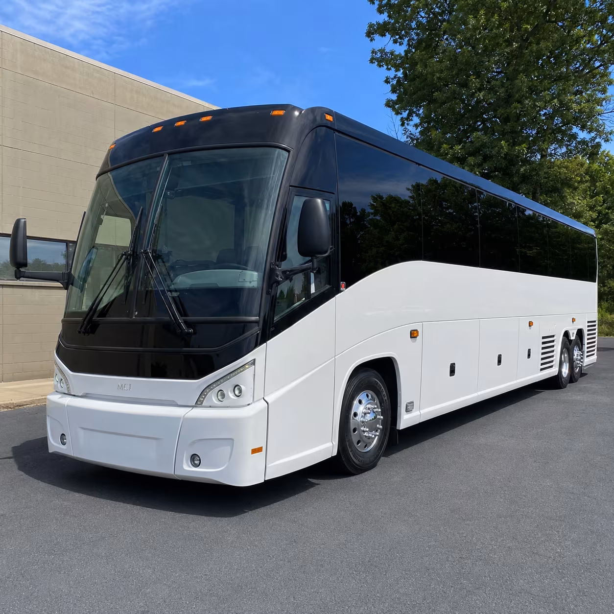 match your bus color to your wedding theme