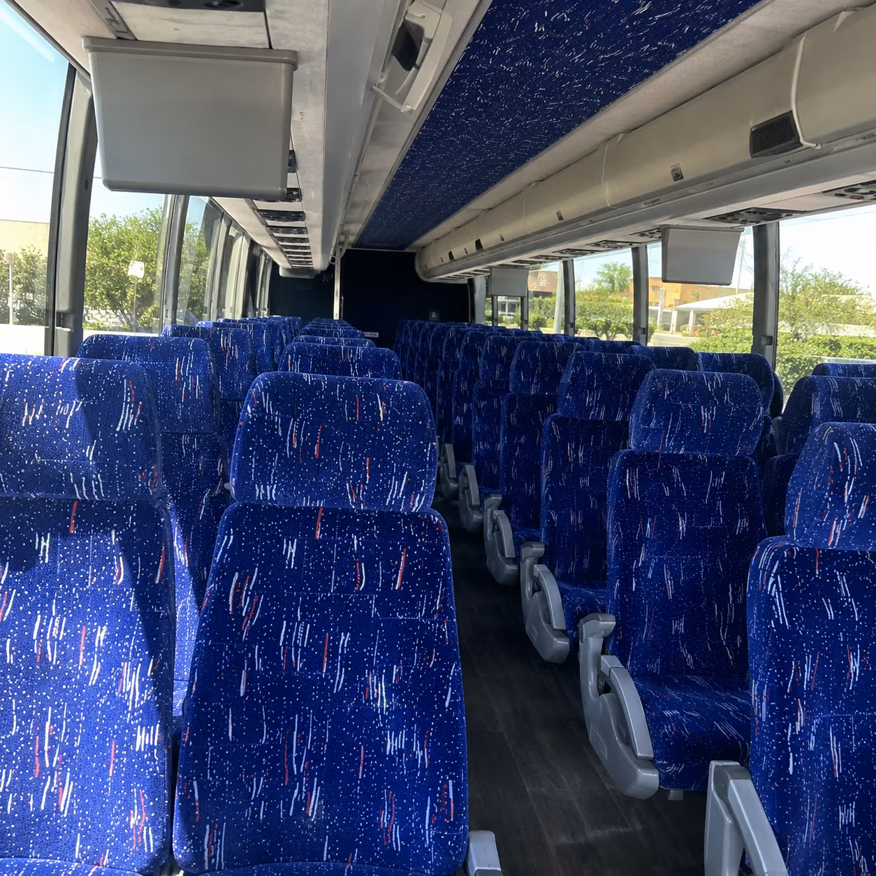 new haven airport transfer charter buses for new haven groups