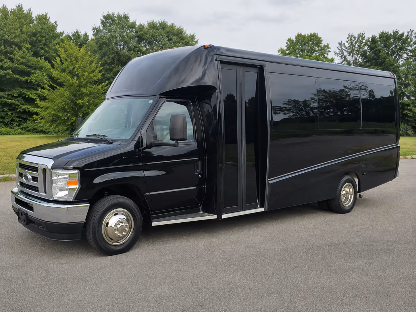 worcester group transportation to concerts in worcester